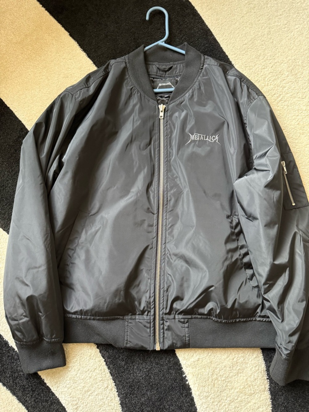 Metallica Men's Black Bomber Jacket - Logo Embroidered